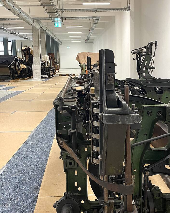 Maschinen in einer Halle